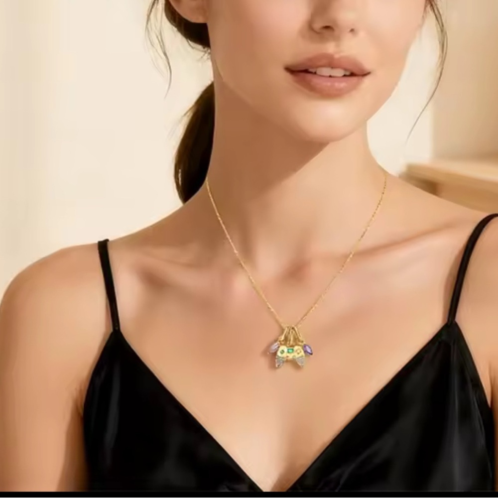🌟 14K Gold Plated Game Controller Pendant Necklace - Picture 10 of 10